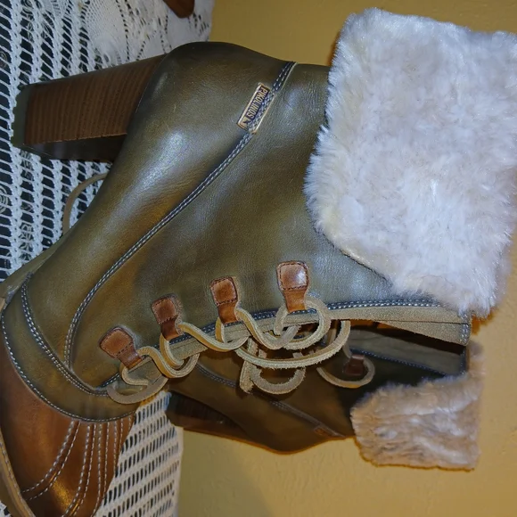 Women's Brown and Tan Heeled Boots - Picture 10 of 13